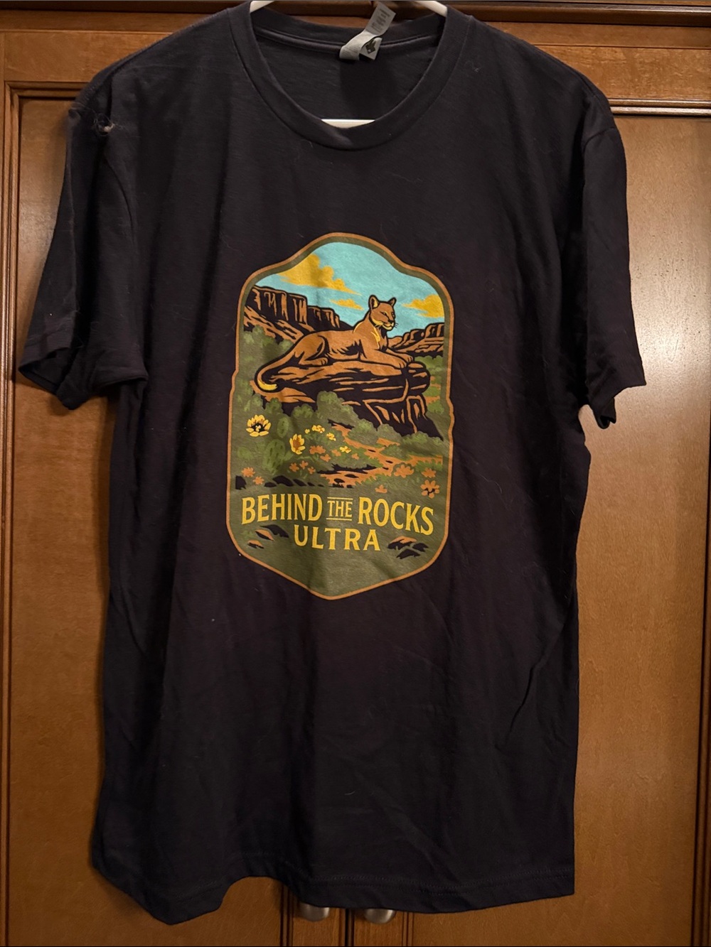 Behind The Rocks Ultra Men's Black Graphic Tee medium